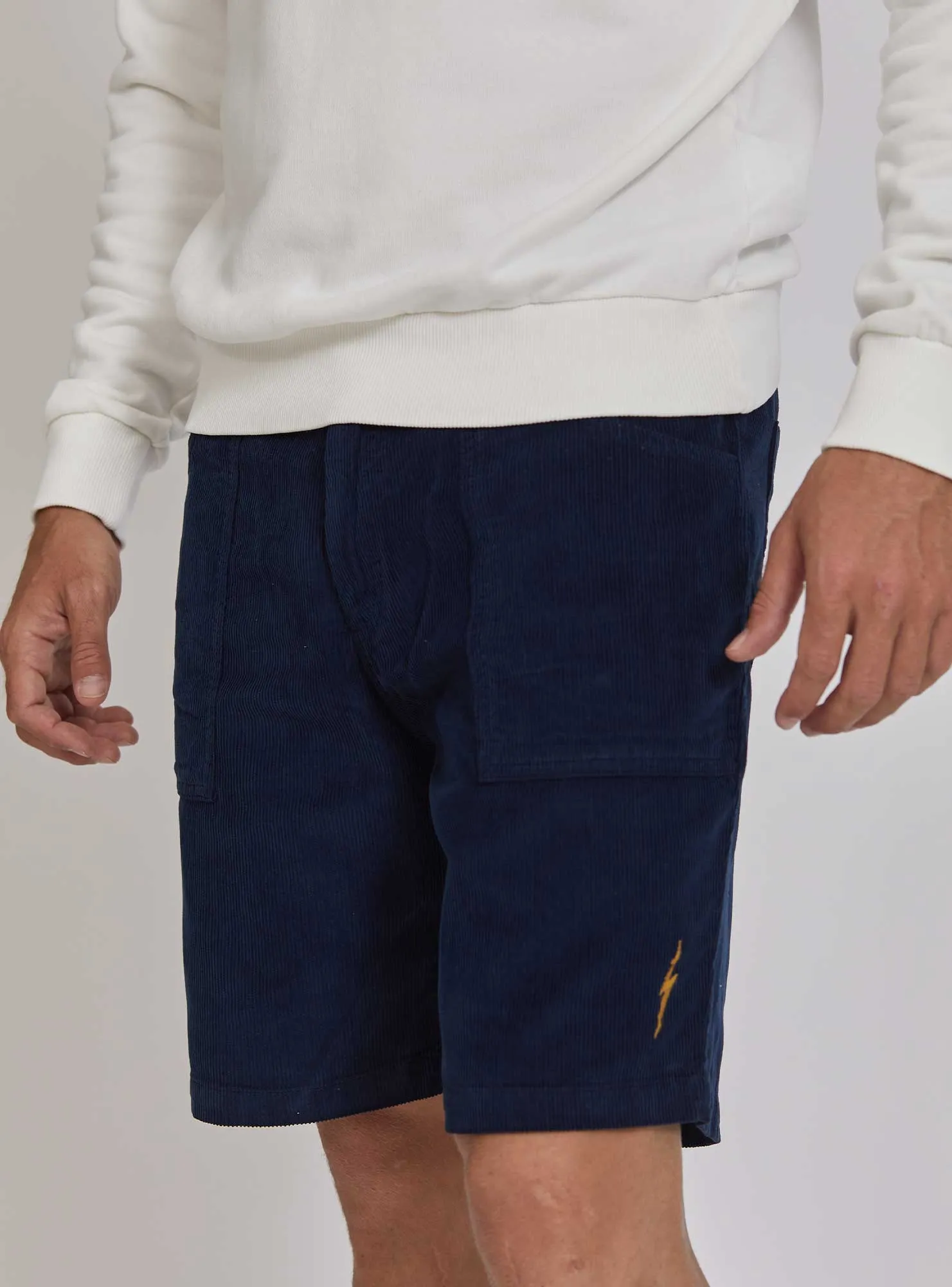 REGULAR CORDUROY WALKSHORTS